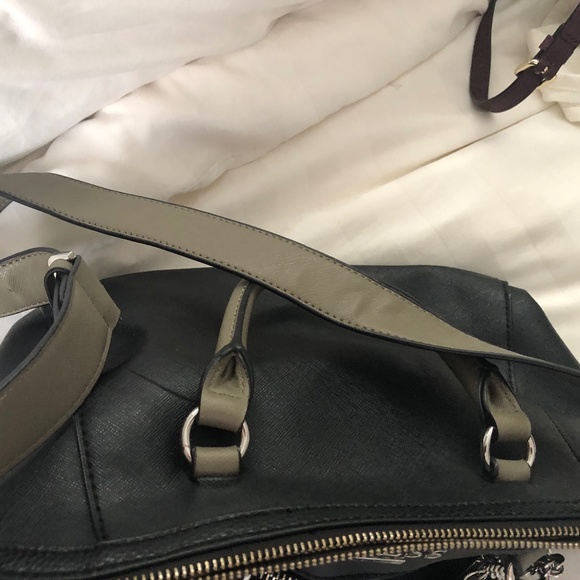 Guess Black Bag - Picture 2 of 7